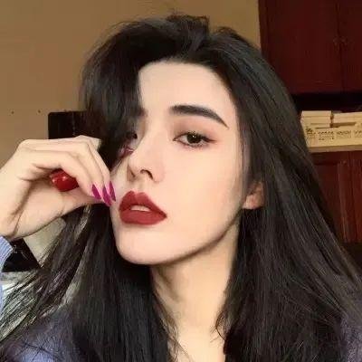 不羁的美女